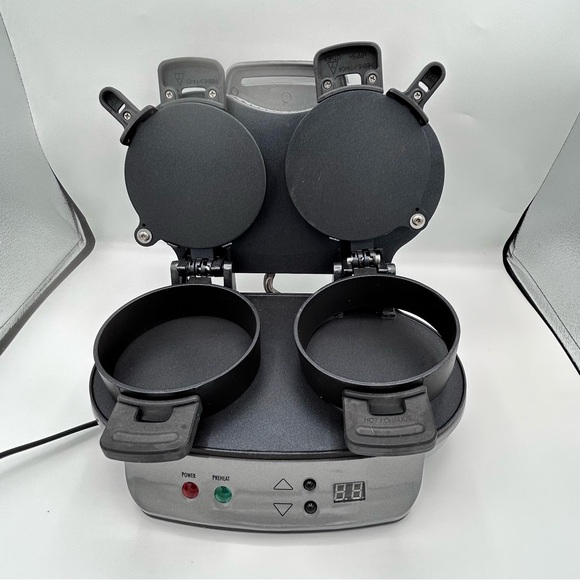 Electric Double Sandwich  Maker - Silver and Black - Picture 4 of 7